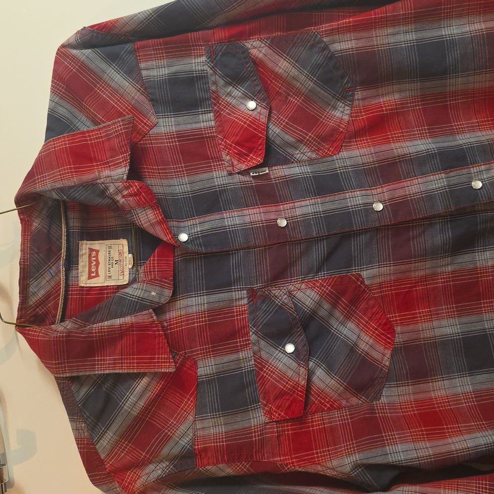 Levi's Men's Red and Blue Plaid Button-Down Shirt